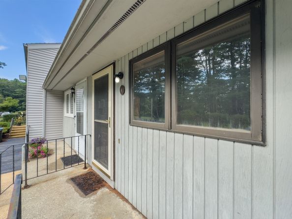 4 Toria Heights Rd 4, Oxford MA 01540