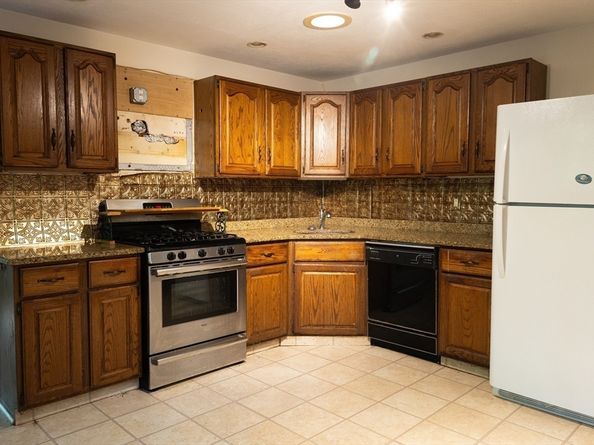 116 Old Forge Rd, Scituate MA 02066