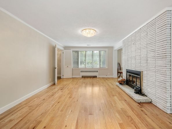 218 Upham, Melrose MA 02176