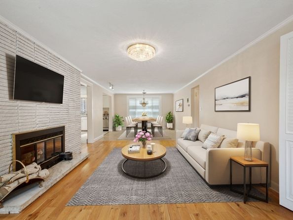 218 Upham, Melrose MA 02176