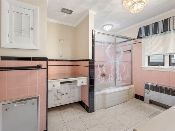 218 Upham, Melrose MA 02176