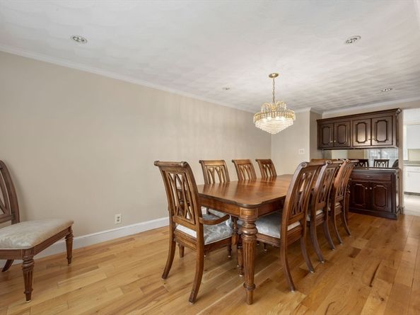 218 Upham, Melrose MA 02176