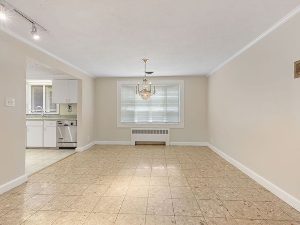 218 Upham, Melrose MA 02176