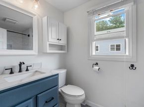 24 Pinecrest Vlg 24, Hopkinton MA 01748