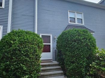 24 Pinecrest Vlg