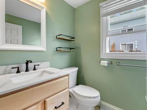 24 Pinecrest Vlg 24, Hopkinton MA 01748