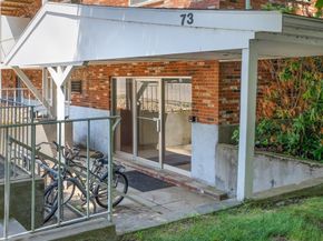 73 Charlesbank Rd 105, Newton MA 02458