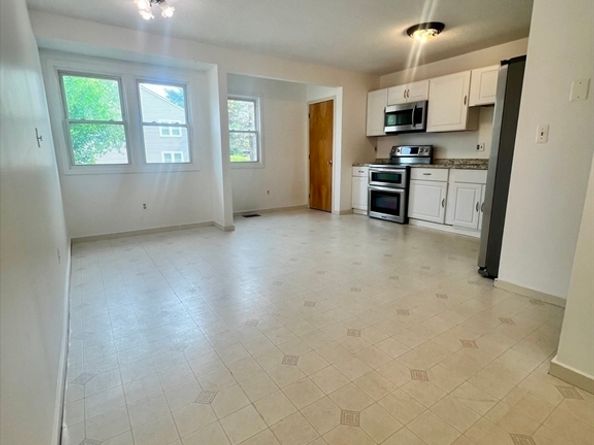 23 Marion Rd B, Salem MA 01970