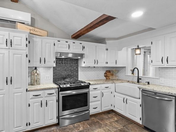 56 Forest Ave, Hudson MA 01749
