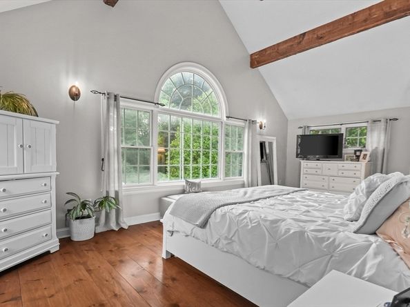 56 Forest Ave, Hudson MA 01749