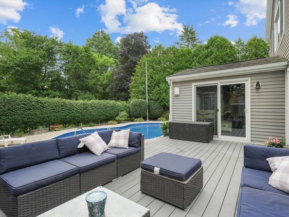56 Forest Ave, Hudson MA 01749