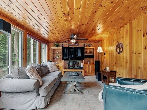 1 Wagontrail Road, Chelmsford MA 01824