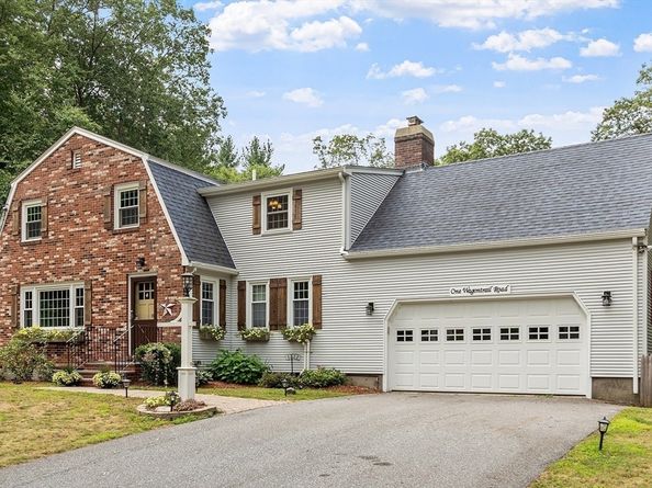 1 Wagontrail Road, Chelmsford MA 01824