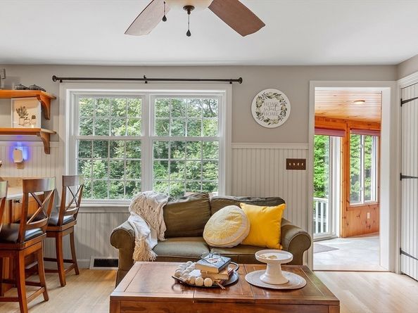 1 Wagontrail Road, Chelmsford MA 01824