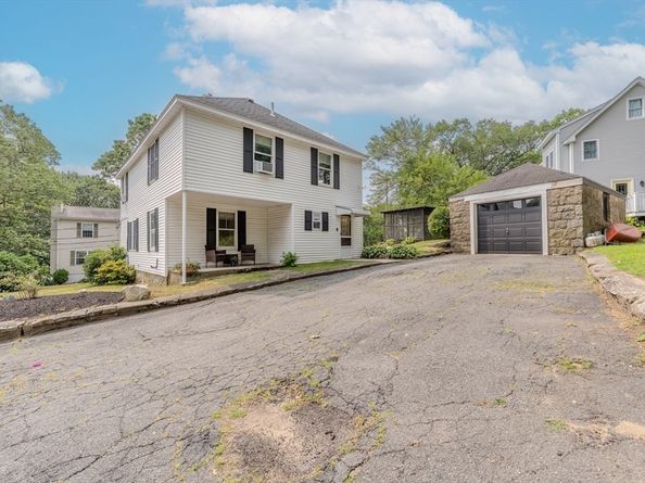 2 Scenic Rd, Peabody MA 01960