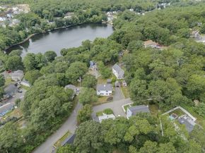 2 Scenic Rd, Peabody MA 01960