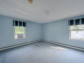 2 Scenic Rd, Peabody MA 01960