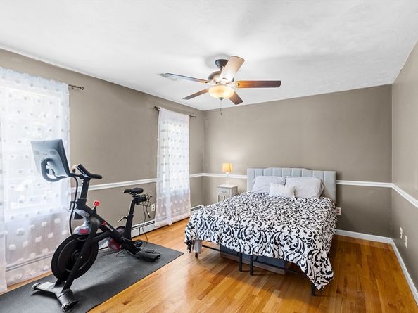 52 Fuller Shores Rd, Lakeville MA 02347