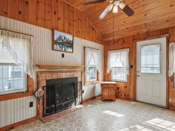 288-290 Pearl Street, Fitchburg MA 01420