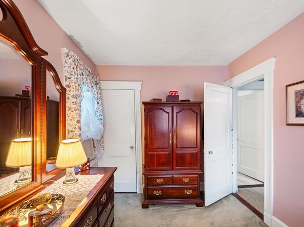 56 Plain St, Braintree MA 02184
