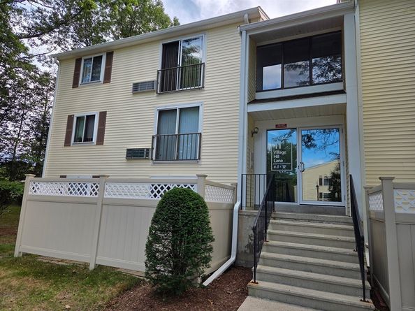 11 Village Hill Lane 9, Natick MA 01760