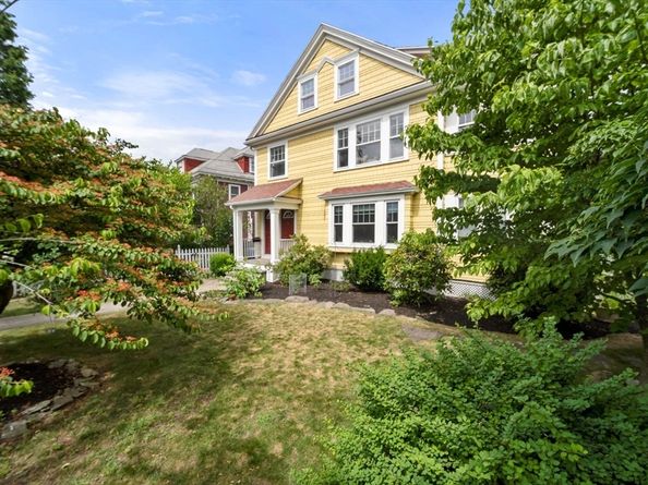 7 Pine Street 7, Belmont MA 02478