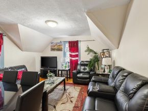 105 Lawton Ave, Lynn MA 01902