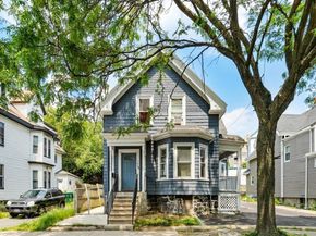 105 Lawton Ave, Lynn MA 01902