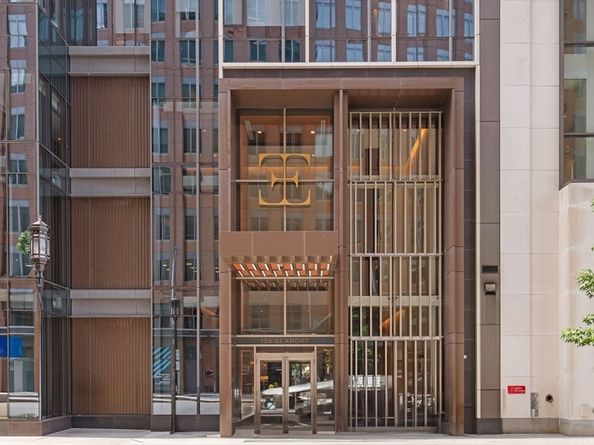 135 Seaport Blvd 1903, Boston MA 02210