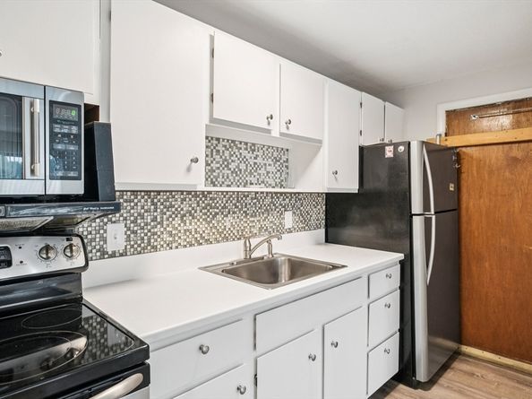 770 Cummins Hwy 22, Boston MA 02126