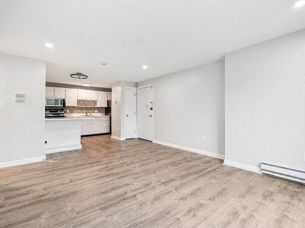 770 Cummins Hwy 22, Boston MA 02126