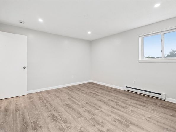 770 Cummins Hwy 22, Boston MA 02126