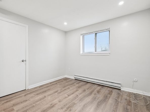 770 Cummins Hwy 22, Boston MA 02126