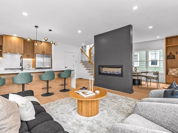 11 Bonner Ave, Medford MA 02155