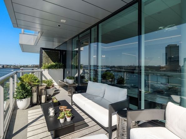 22 Liberty Drive U9M, Boston MA 02210