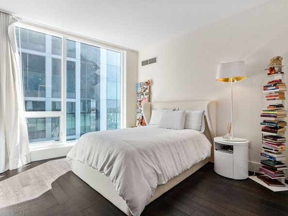 22 Liberty Drive U9M, Boston MA 02210
