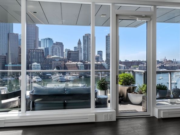 22 Liberty Drive U9M, Boston MA 02210