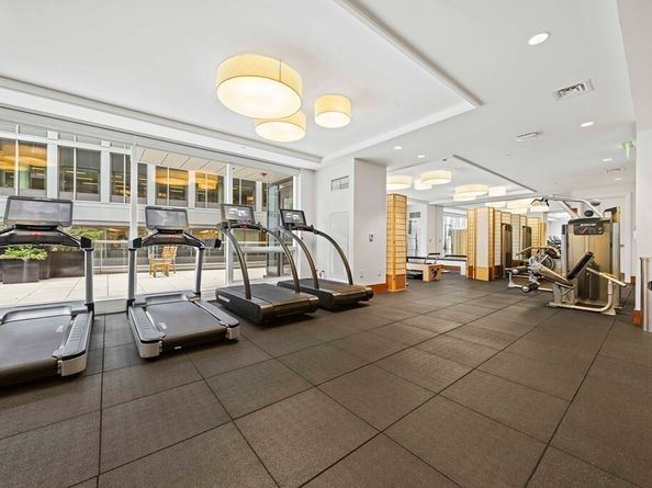 22 Liberty Drive U9M, Boston MA 02210