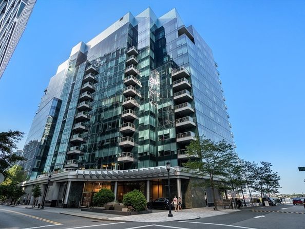 22 Liberty Drive U9M, Boston MA 02210