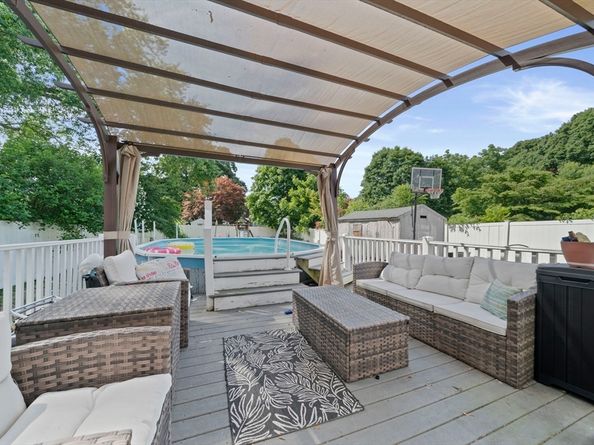 48 Pearl St, Bridgewater MA 02324