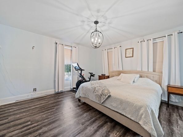 48 Pearl St, Bridgewater MA 02324