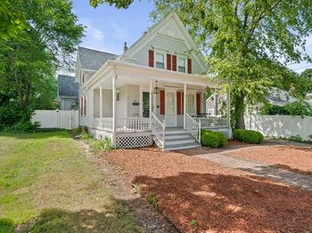 48 Pearl St