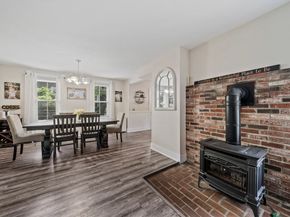 48 Pearl St, Bridgewater MA 02324