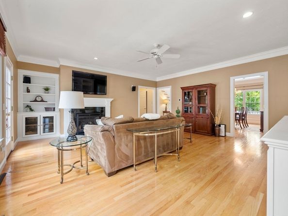 27 Henry's Ln, Norwell MA 02061