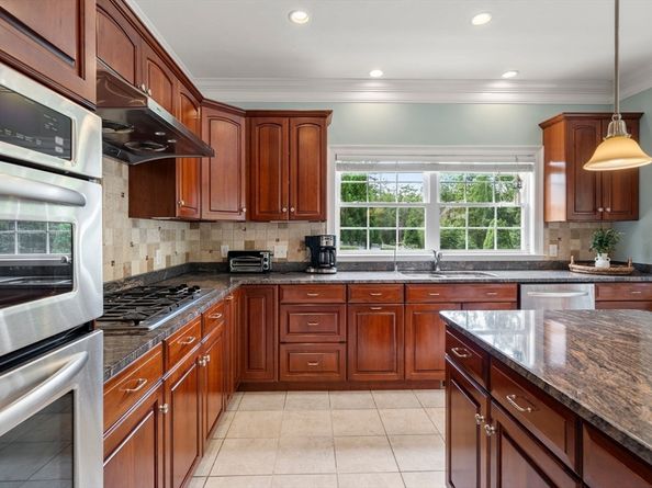 27 Henry's Ln, Norwell MA 02061