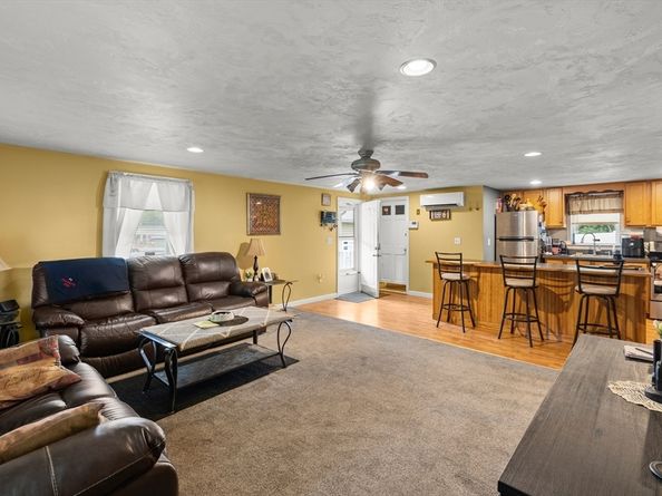 168 Park Ave, Wareham MA 02538