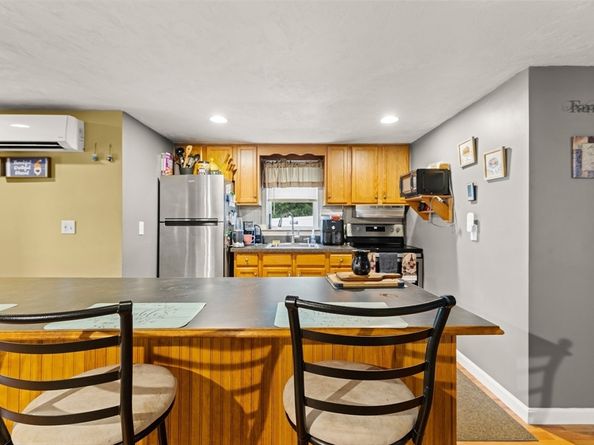 168 Park Ave, Wareham MA 02538