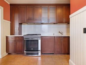 321 Tappan St 2, Brookline MA 02445