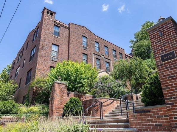 321 Tappan St 2, Brookline MA 02445