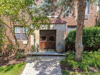 321 Tappan St